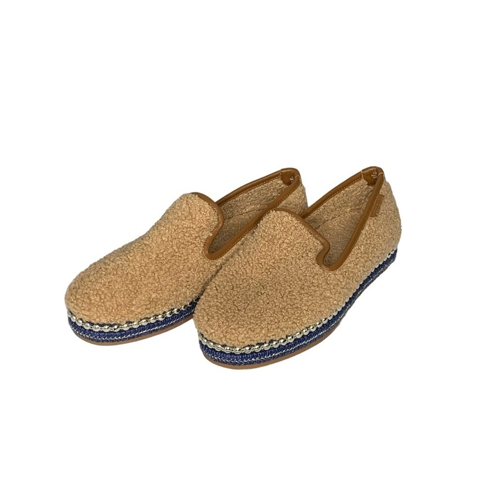 Chelsea & Violet NWOT Conie faux shearling Loafer. Size 9.5